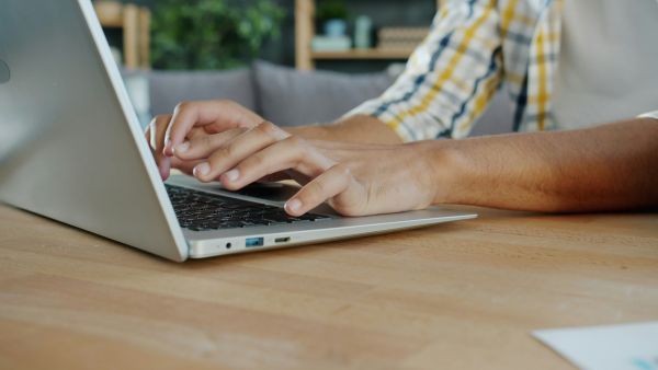 Découvrez les avantages de email brevo
