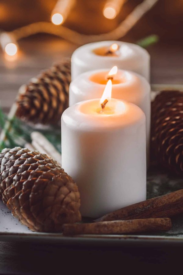 Comment aménager un coin lecture cocooning pour les journées pluvieuses?