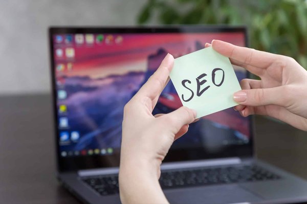 Maîtrisez votre seo en 7 étapes clés avec v-seo.eu